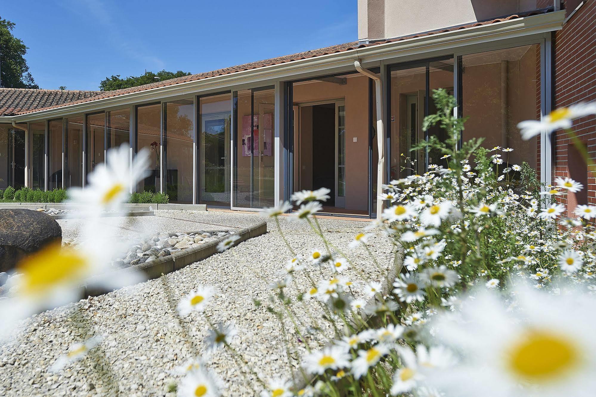Cit'Hotel Les Alizés Limoges Exterior foto
